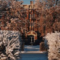 CM_LCHS_Album_2_1998_1999_(Campus_3).jpg