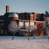 CM_LCHS_Album_2_1998_1999_(Campus_1).jpg