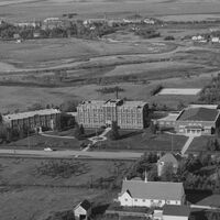 CM_LCUR_P200-20-1_(Campus_4).jpg
