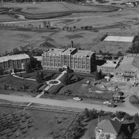 CM_LCUR_P200-20-1_(Campus_3).jpg